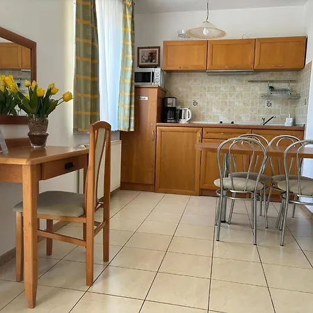 W Kolobrzegu Przy Promenadzie Apartment *