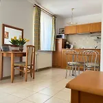 Olimp W Kolobrzegu Przy Promenadzie Apartmán Kolobřeh
