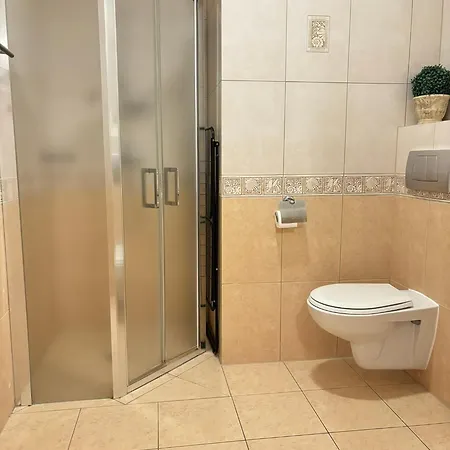 W Kolobrzegu Przy Promenadzie *