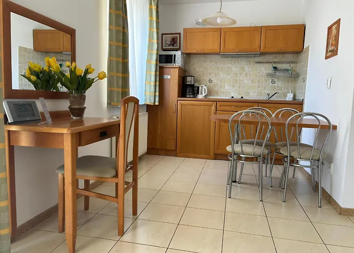 Olimp W Kołobrzegu Przy Promenadzie Apartament *